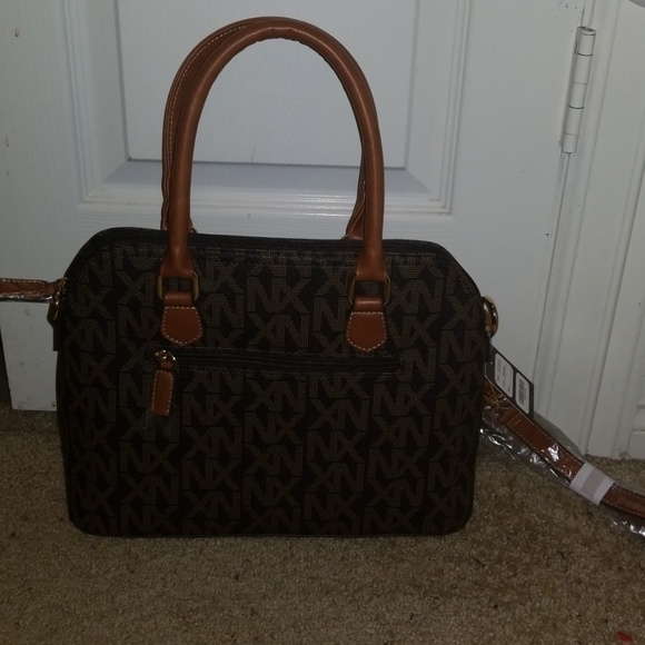 NX purse - Picture 2 of 3